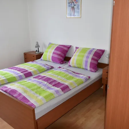 Hall Апартаменты *